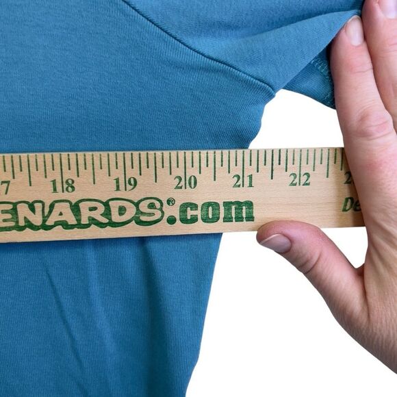 Duluth Trading Co. Blue Short Sleeve Button Front Size medium - Picture 7 of 12